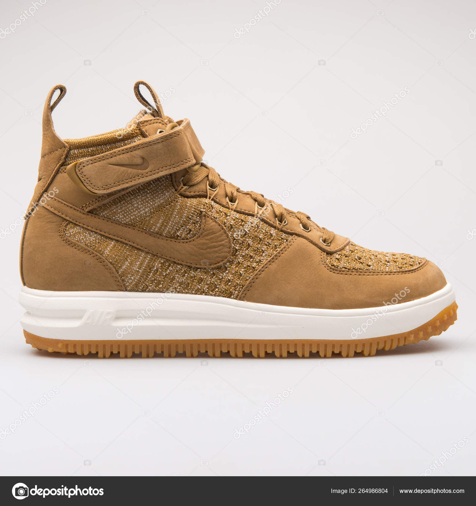 nike lunar force 1 flyknit workboot golden beige
