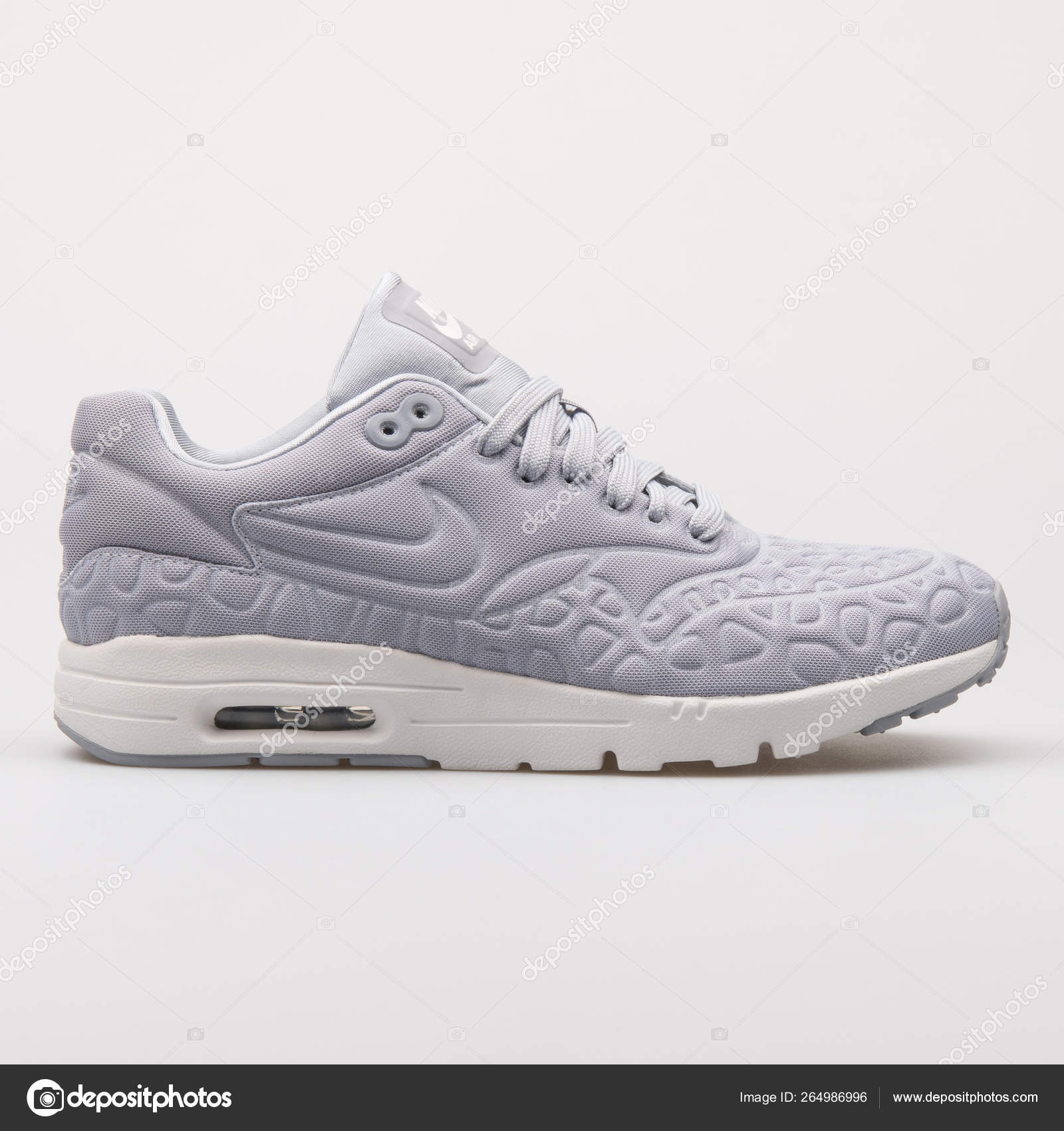 nike air max 1 se (plush) shoe - black