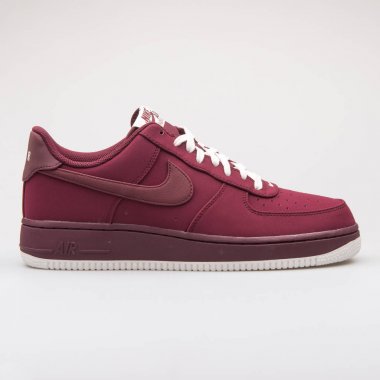 Nike Air Force 1 bordo spor ayakkabı