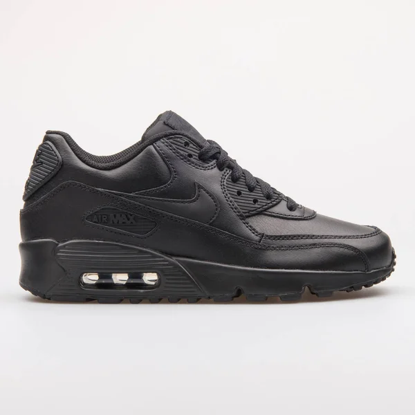 Nike Air Max 90 Leather black sneaker — Stock Photo, Image