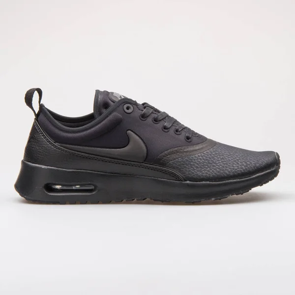 Zapatilla Nike Air Max Thea Ultra Premium negra —  Fotos de Stock