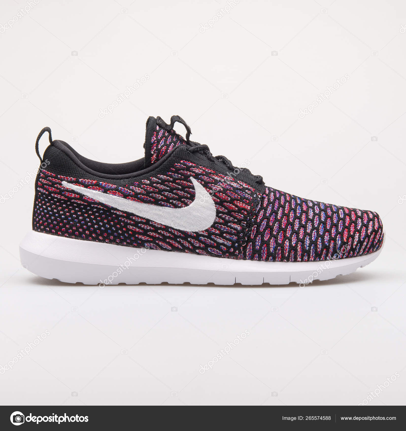 Nike Roshe NM Flyknit black, blue, red 