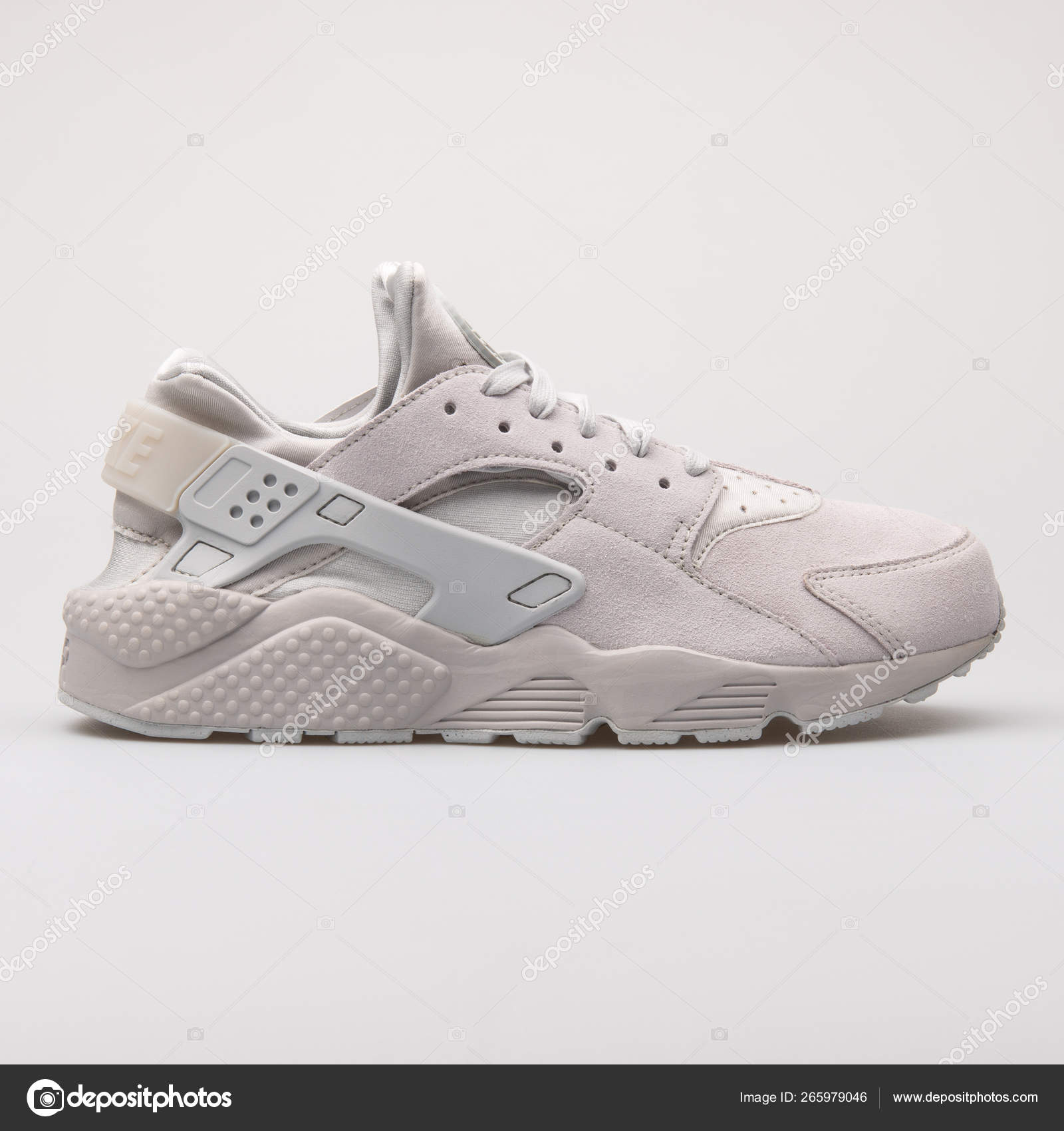 nike air huarache 2017 white