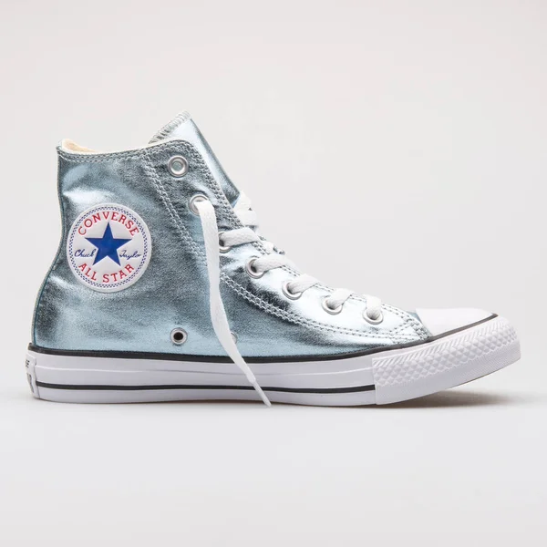 Converse Chuck Taylor All Star magas fémes cipő — Stock Fotó