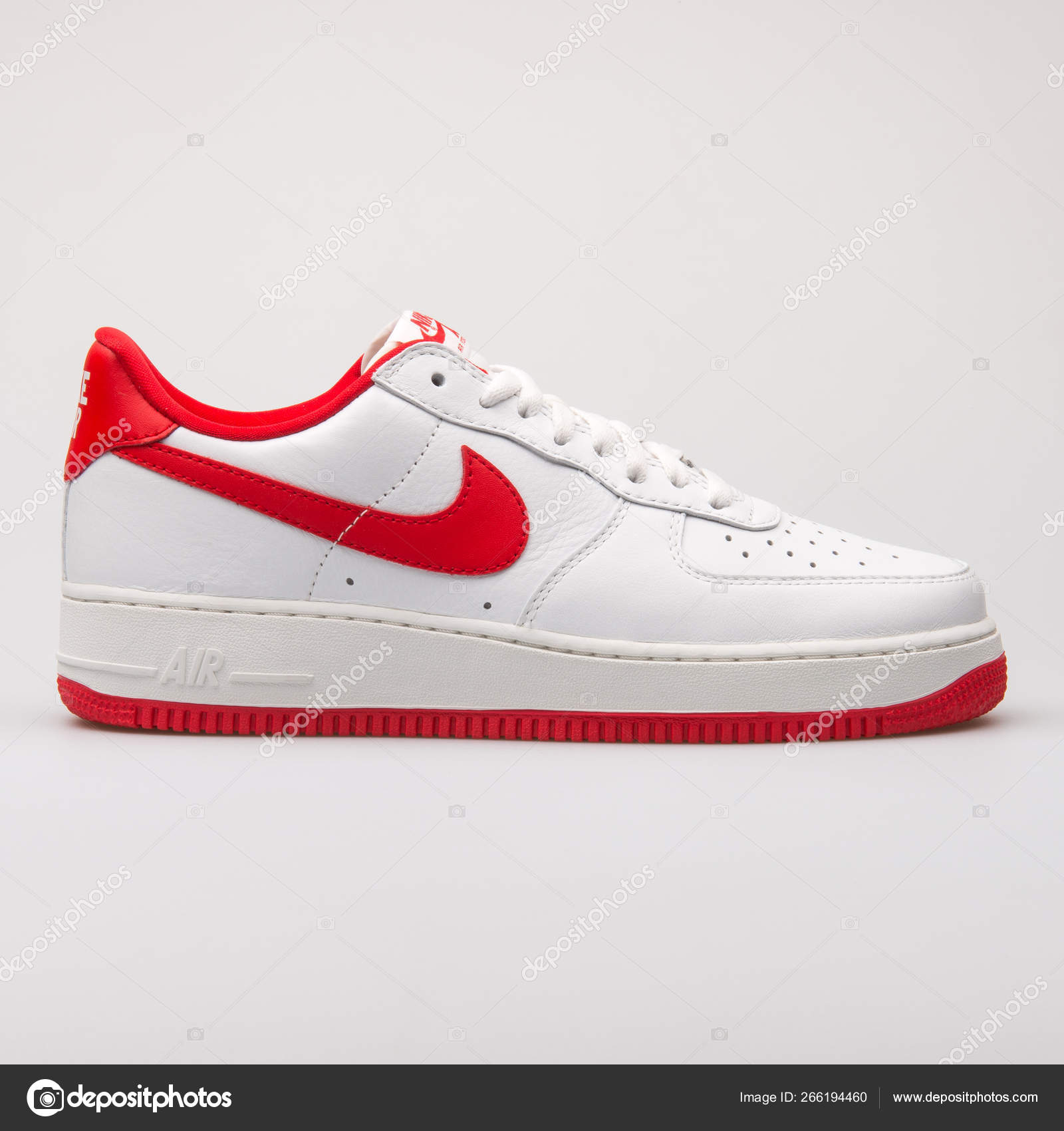 nike air force 1 low retro red