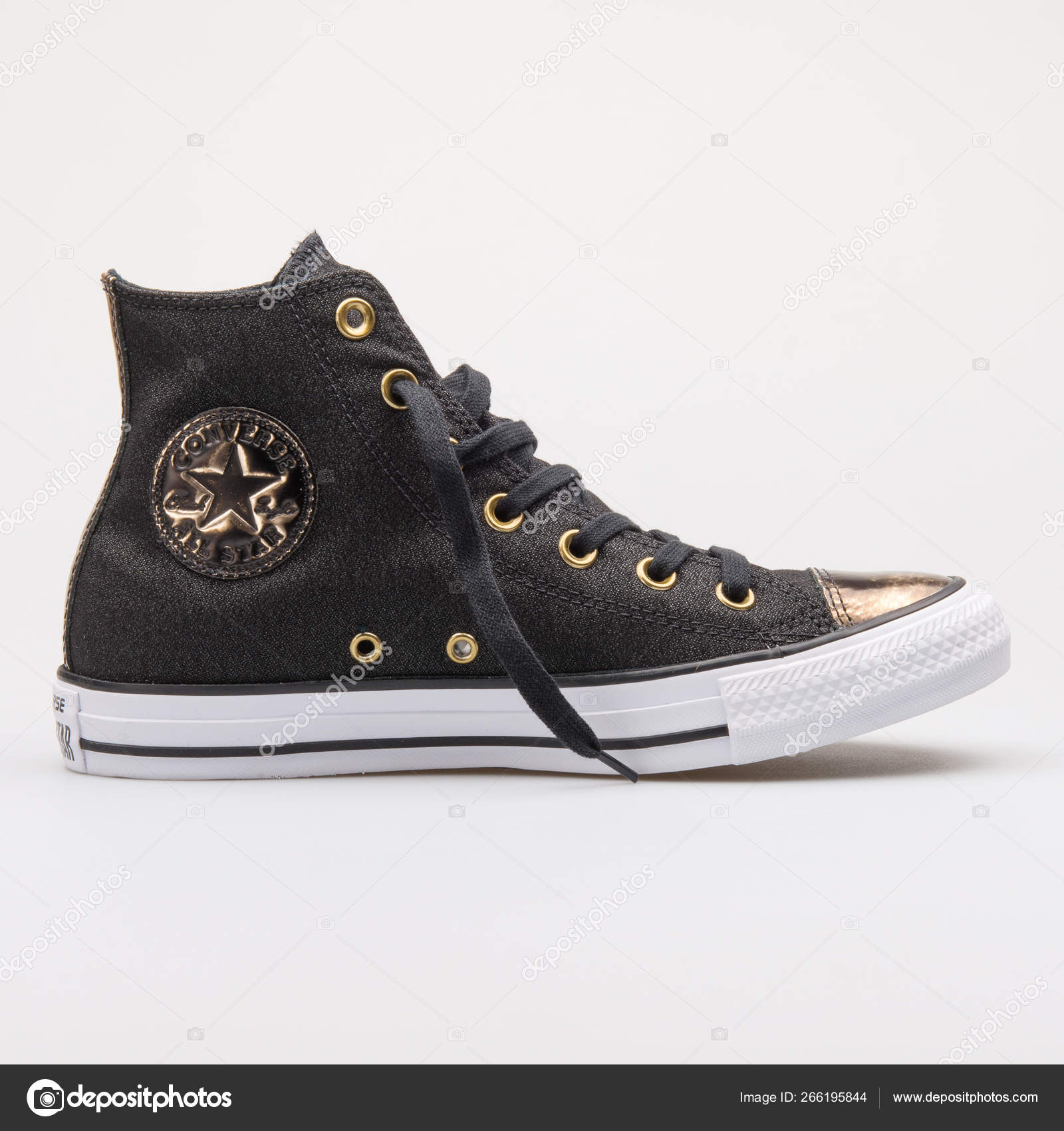 converse white brush off toecap