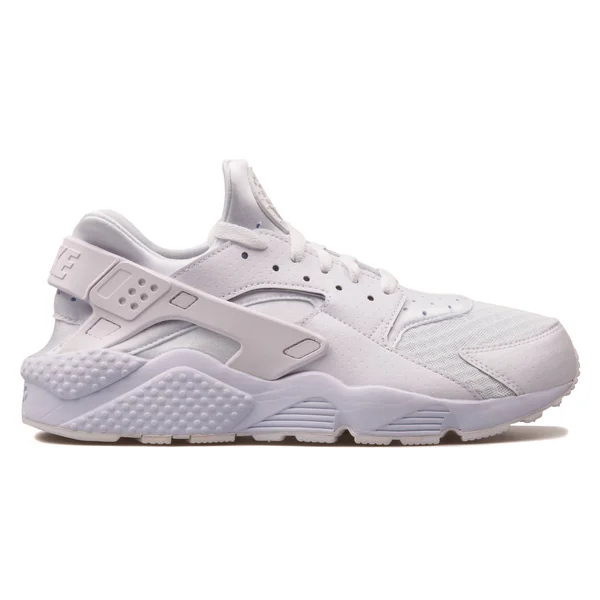 Nike Air Huarache witte sneaker — Stockfoto