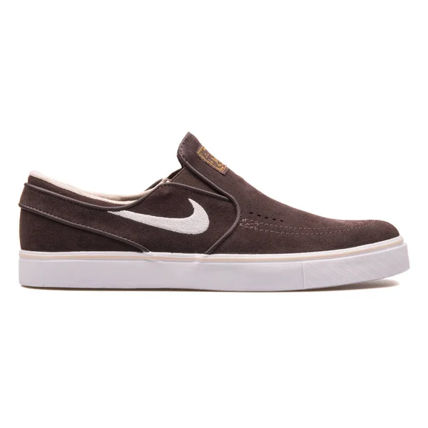 Nike Zoom Stefan Janoski Slip brązowy Sneaker — Zdjęcie stockowe