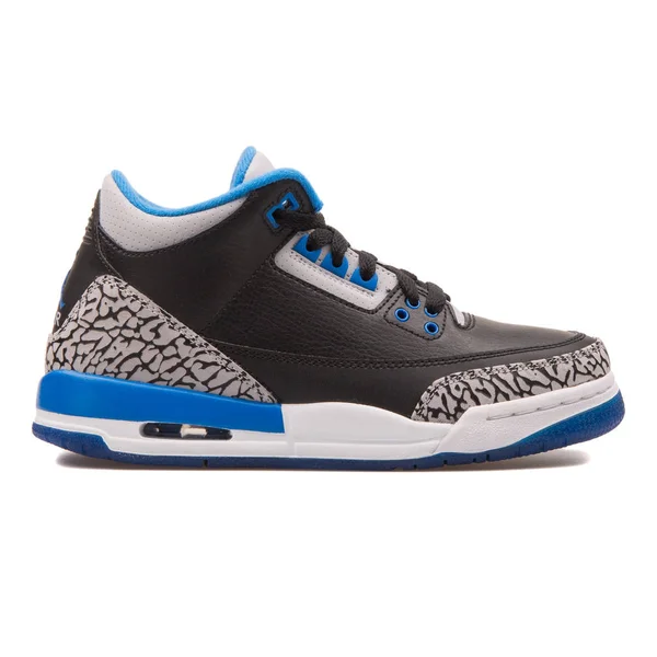 Nike Air Jordan 3 Retro nero, grigio e blu sneaker — Foto Stock