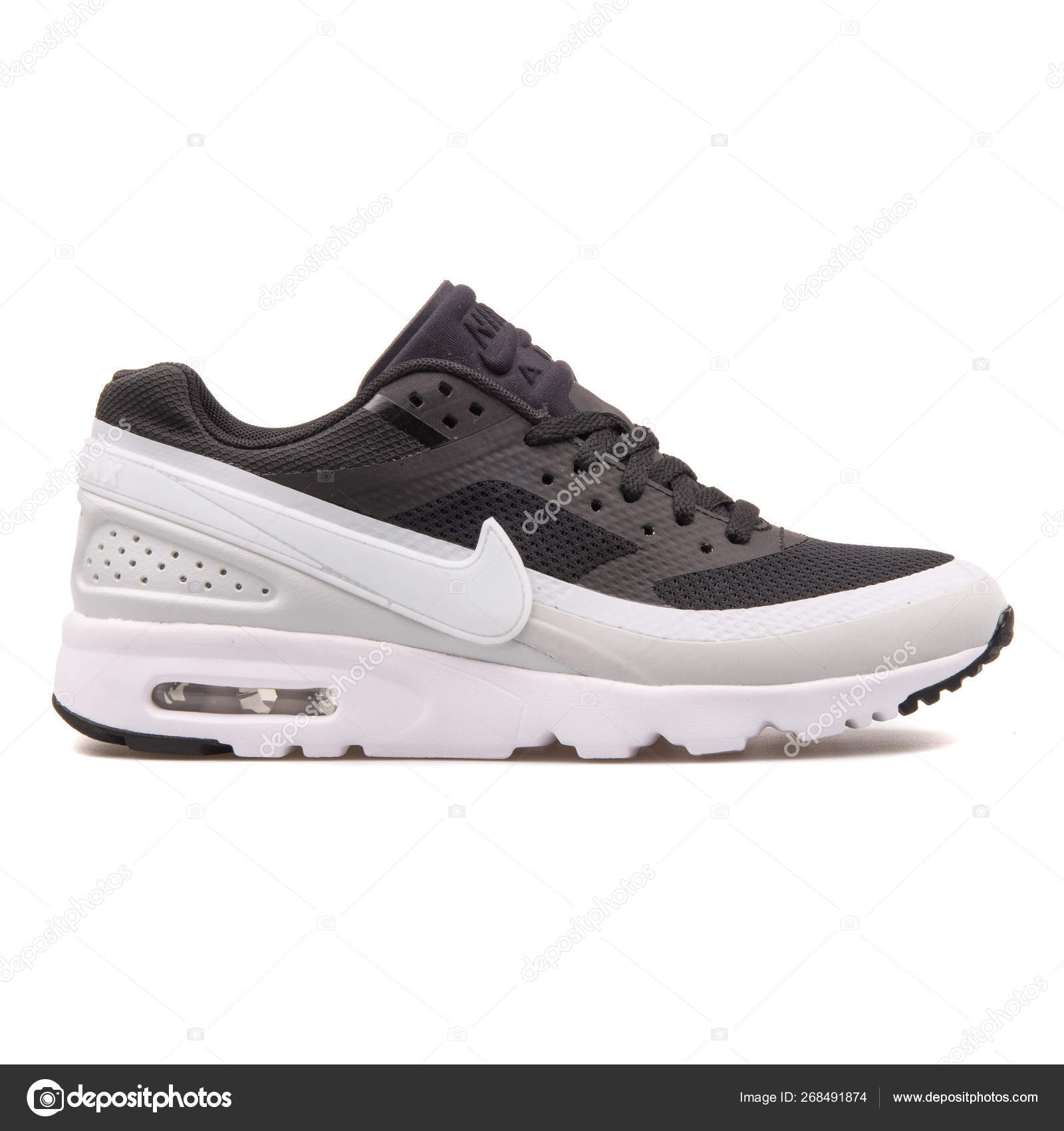 nike air max bw ultra black white