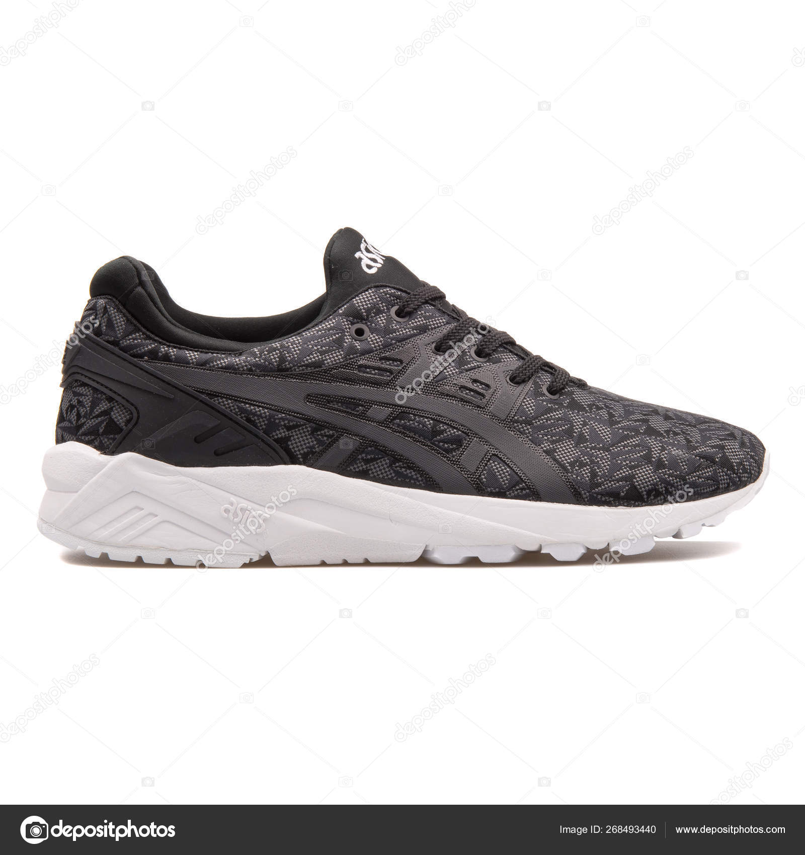 asics trainer evo