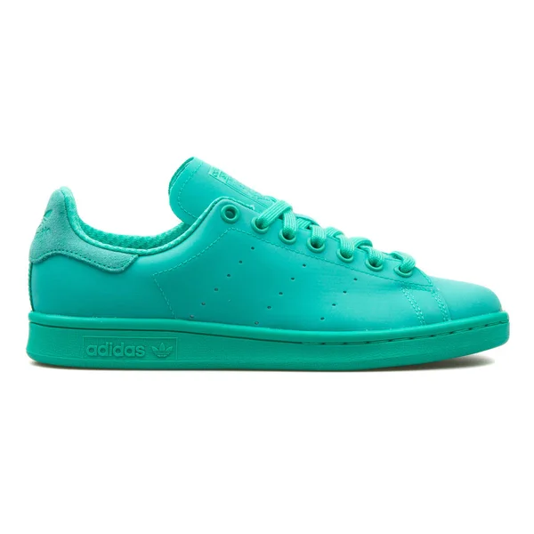 Adidas Stan Smith Adicolor zöld cipő — Stock Fotó