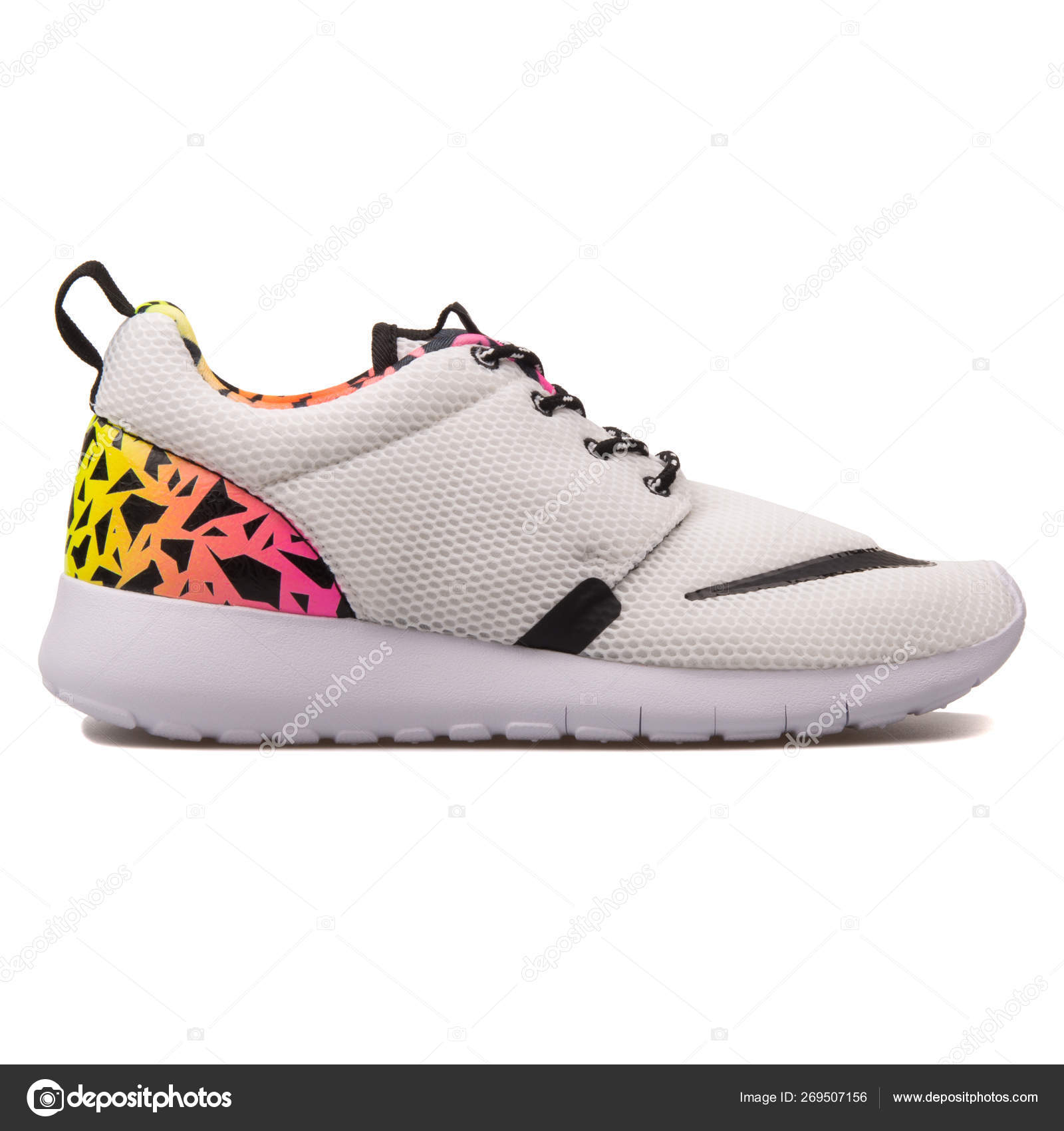 nike roshe one yellow