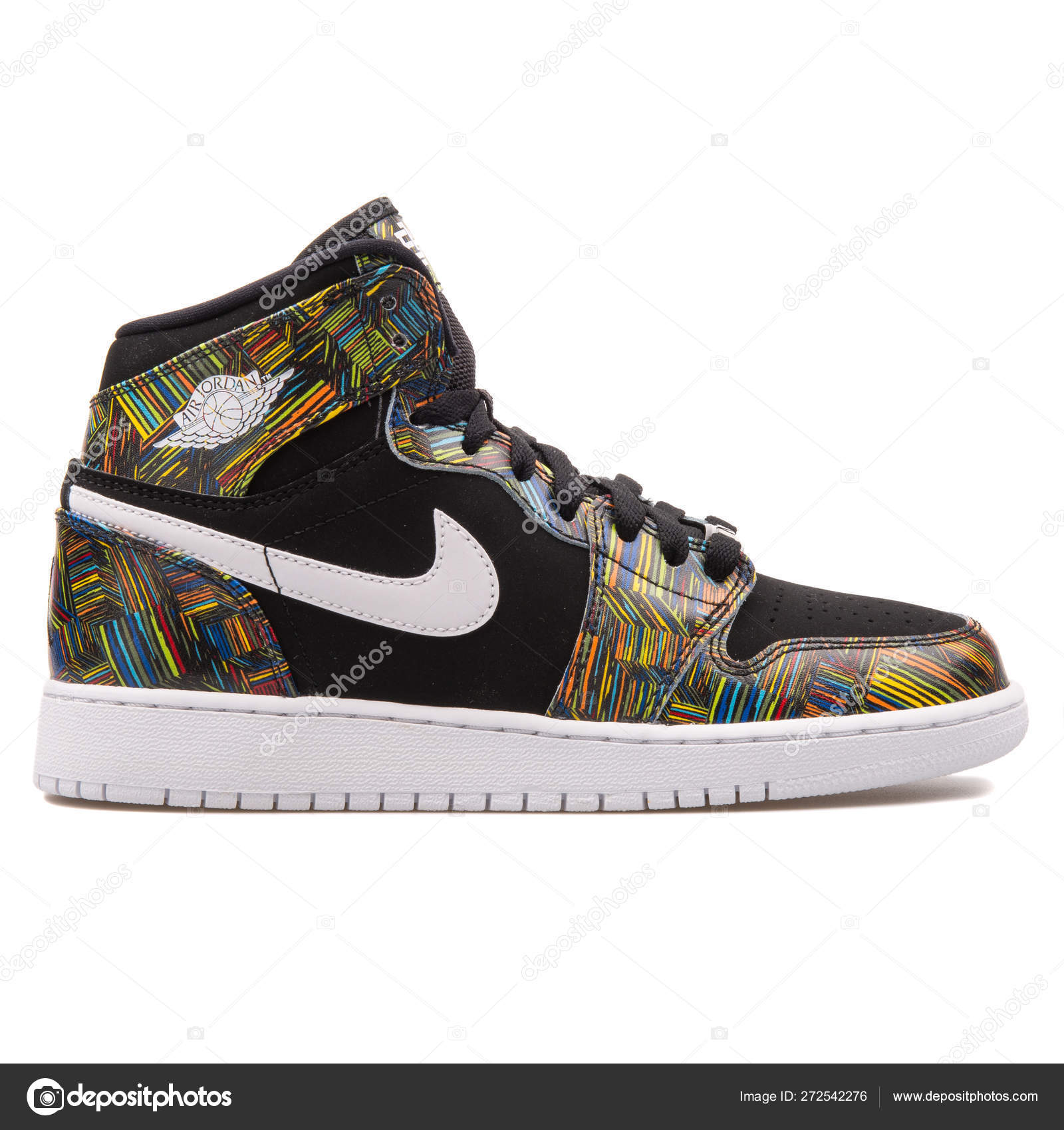 Nike Air Jordan 1 Retro high BHM black, white and multi color sn