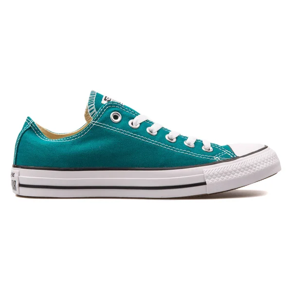 Converse Chuck Taylor All Star Ox Rebel Teal sneaker — Stockfoto