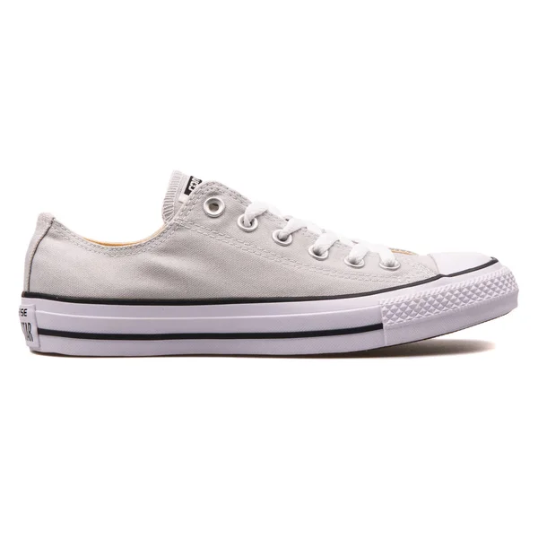 Converse Chuck Taylor All Star Ox egér szürke cipő — Stock Fotó