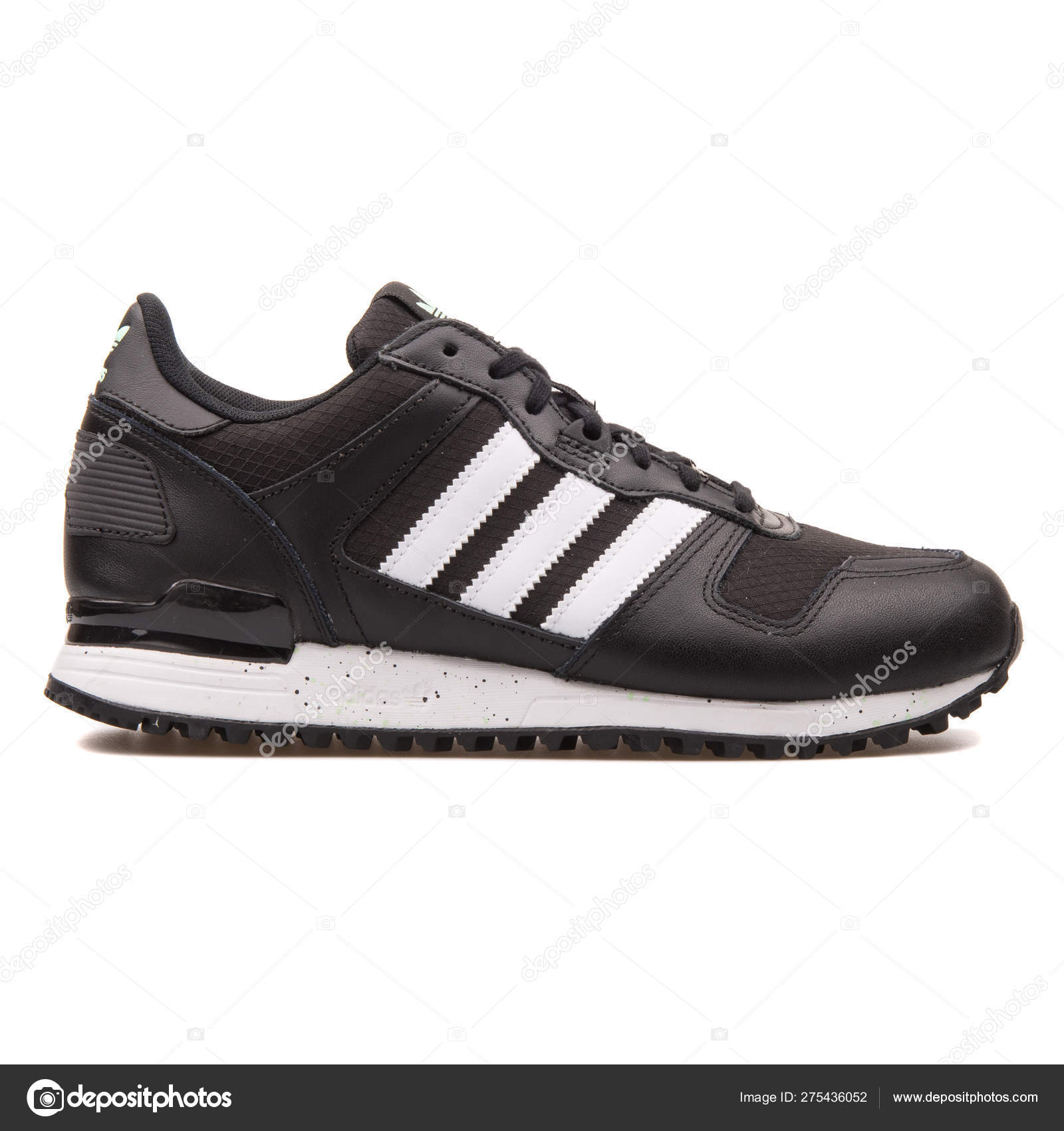 tênis adidas zx 700