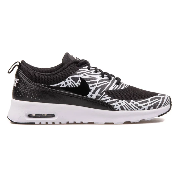 Nike Air Max Thea print zwart-wit sneaker — Stockfoto