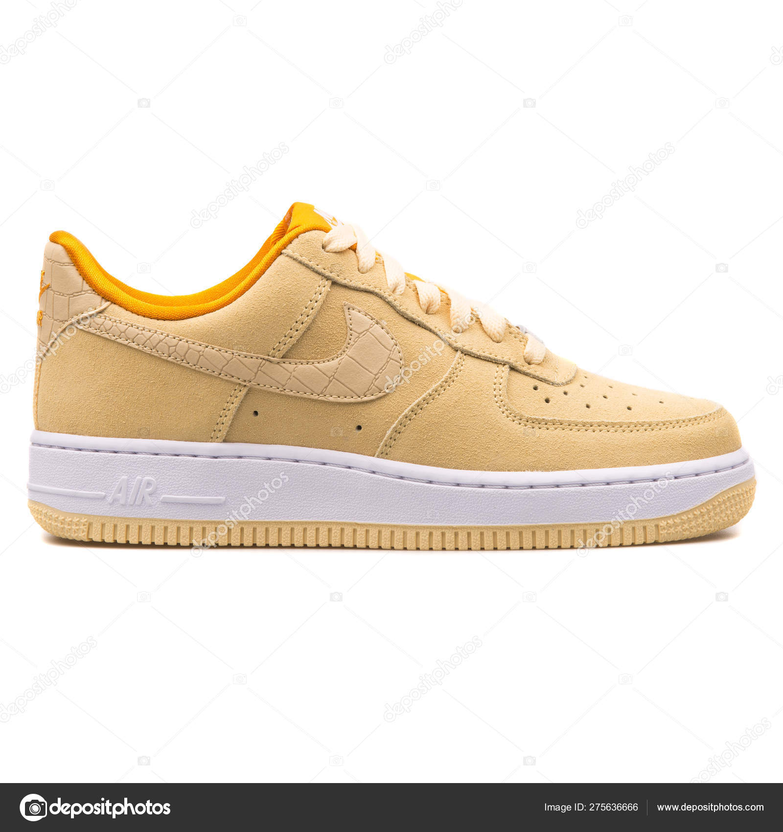 nike air force 1 07 seasonal