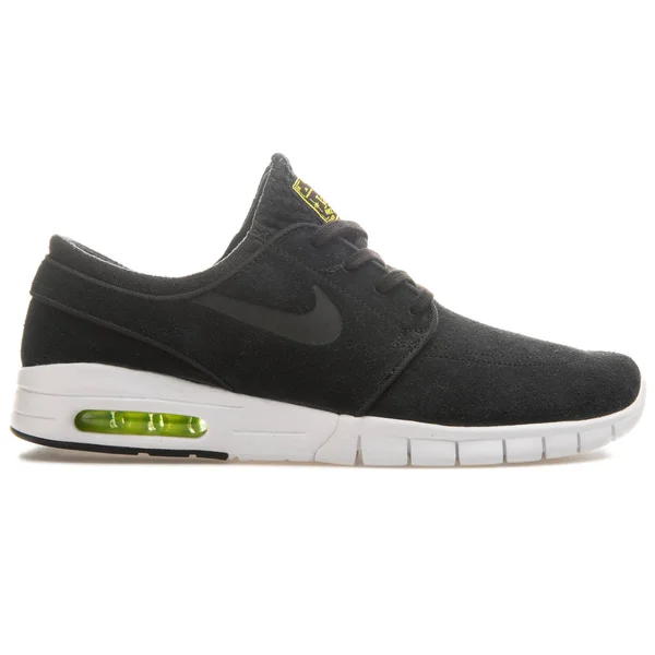 Nike Stefan Janoski Max δέρμα μαύρο και άσπρο αθλητικά — Φωτογραφία Αρχείου