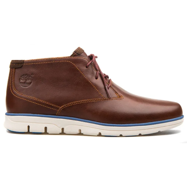 Timberland Plain toe Chukka średni brązowy Sneaker — Zdjęcie stockowe