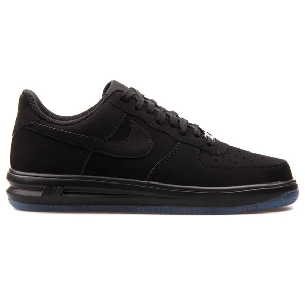 Nike Lunar Force 1 14 black sneaker — Stock Photo, Image