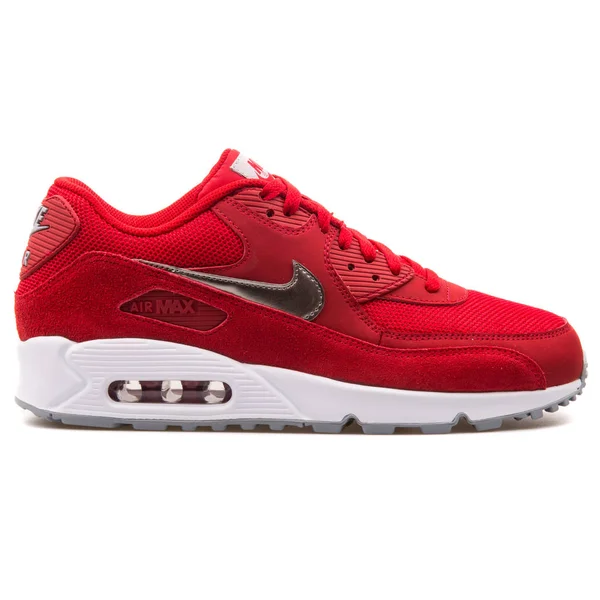 Nike Air Max 90 Essencial tênis vermelho — Fotografia de Stock