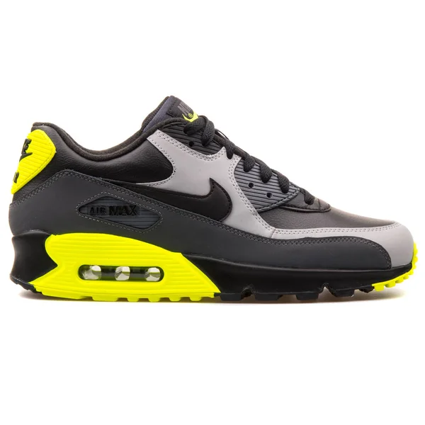 Nike Air Max 90 δέρμα μαύρο, γκρι και κίτρινο αθλητικά — Φωτογραφία Αρχείου