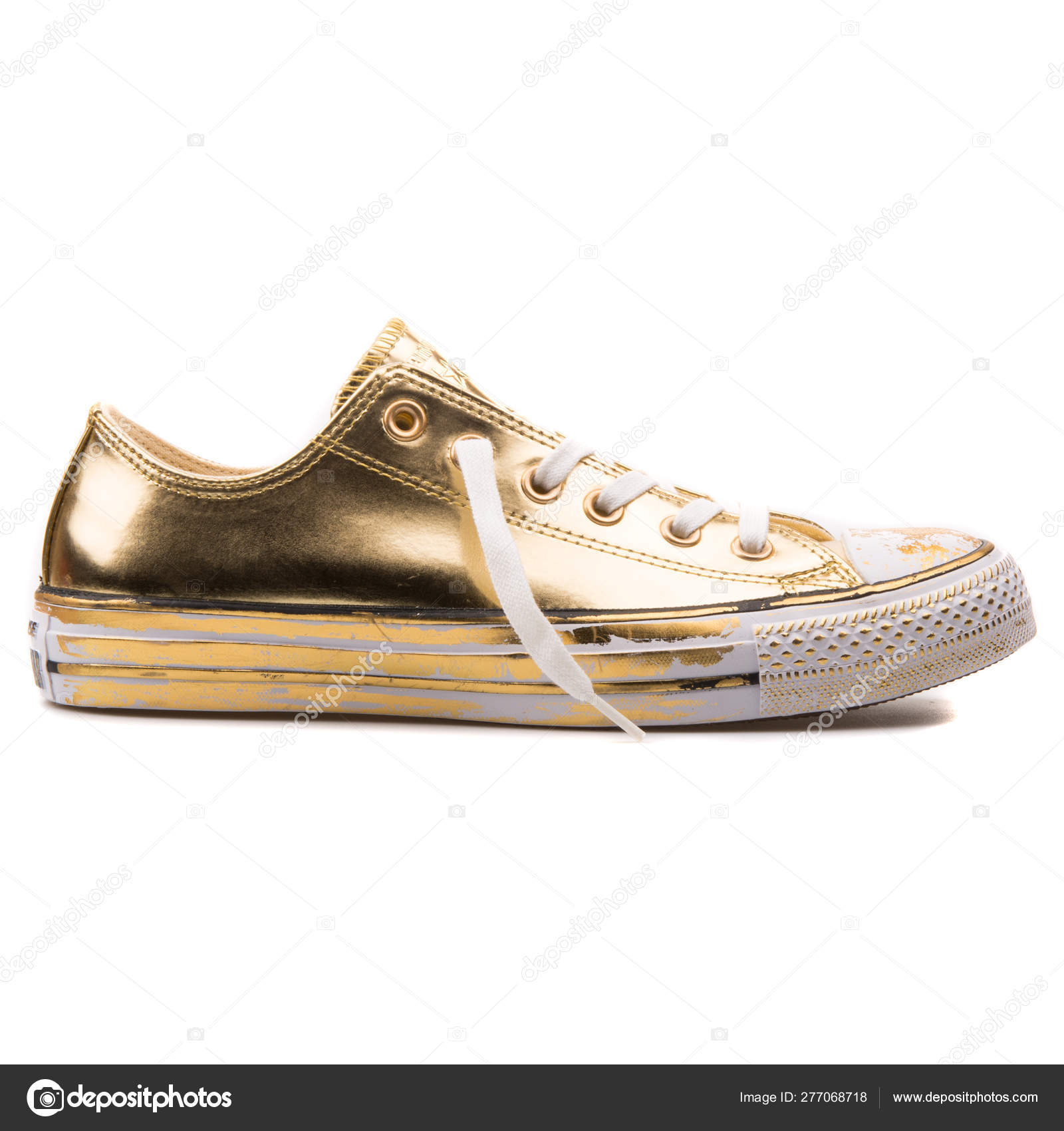 gold chuck taylors