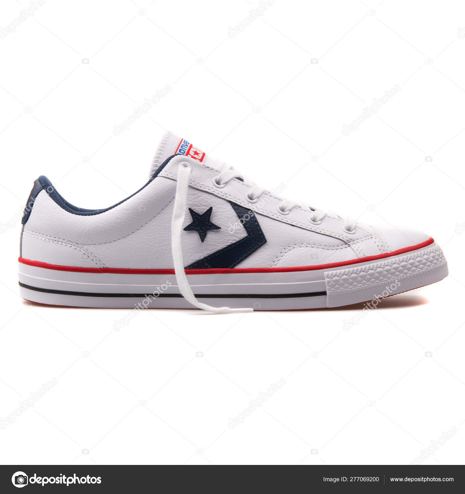 converse navy and white star player