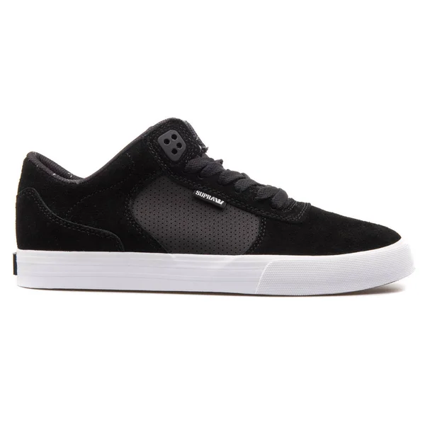 Supra Ellington vulc fekete-fehér cipő — Stock Fotó