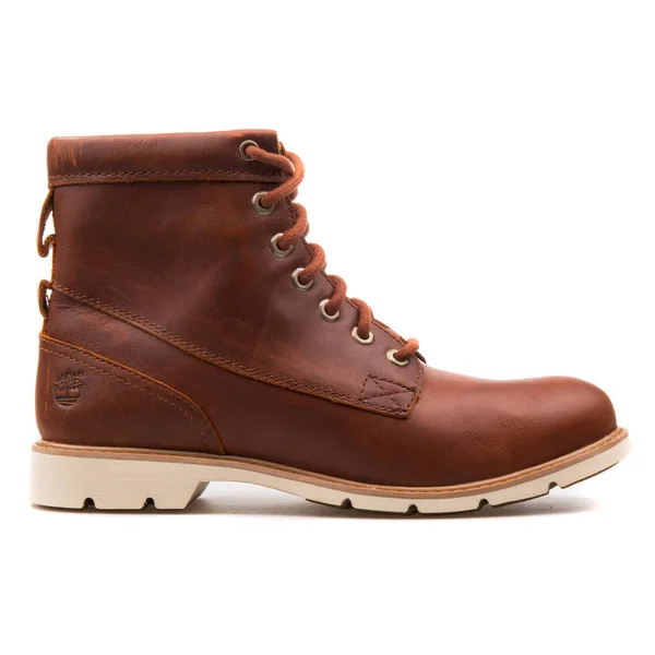 Timberland Bramhall 6in 蕾丝-向上深棕色鞋 — 图库照片