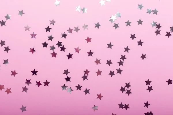 Fondo Rosa Con Confeti Estrella Plateada Vista Superior Copiar Espacio —  Fotos de Stock
