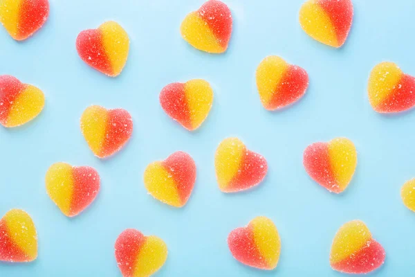 Permen Karet Berwarna Pola Pada Latar Belakang Biru Jelly Sweets — Stok Foto
