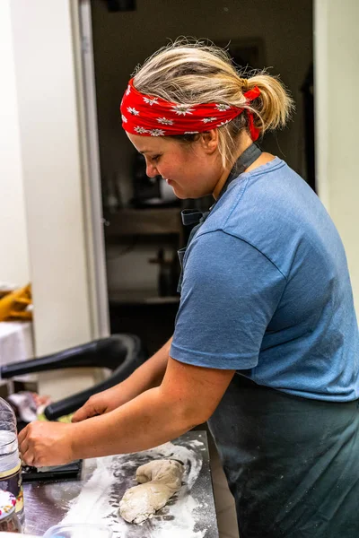Female Chef Preparing Bread Dough Selfmade Bread Patties Kitchen Set — Stock Photo, Image