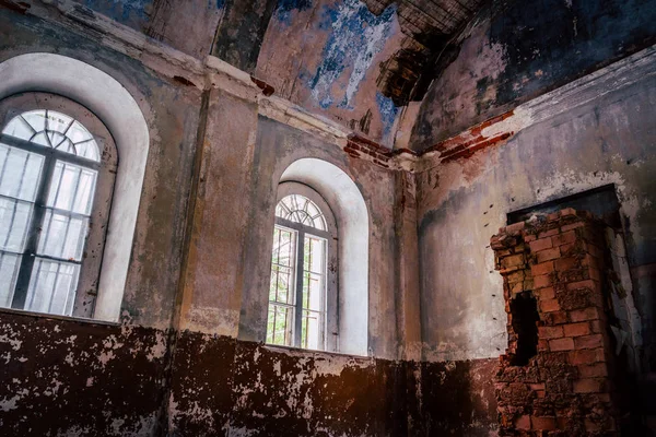 Wewnątrz Wnętrze Starego Kościoła Porzucony Łotwie Galgauska Światło Świeci Przez — Zdjęcie stockowe