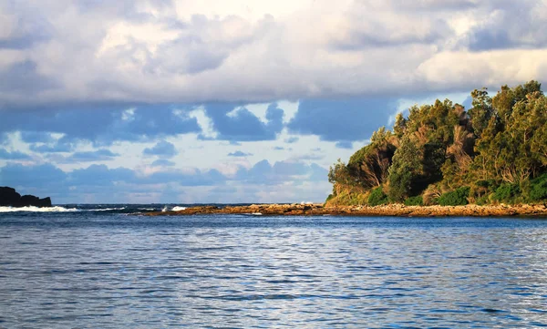 Embarcadero Roca Natural Sobresale Océano Parque Nacional Jervis Bay Nueva — Foto de Stock