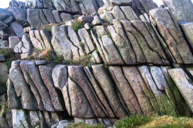 Kuzey İrlanda pürüzsüz katmanlı kaya