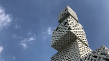 Foshan Büyük Tiyatrosu. Çin, Guangdong eyaleti, Foshan şehri, Shunde bölgesi. Tarih: 08 Ağustos 2019