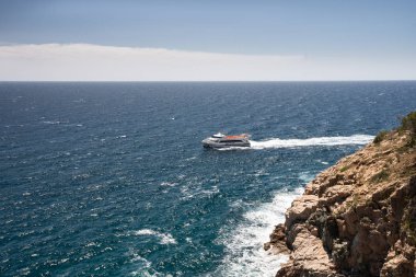  Akdeniz'e yelken açalı yat