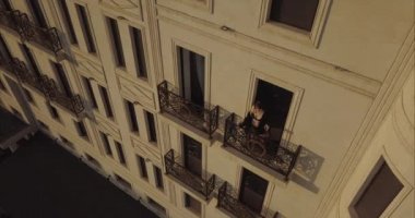Otelde iç çamaşırı seksi kız