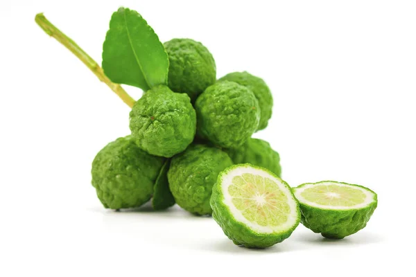 Bergamot Dengan Daun Terisolasi Pada Latar Belakang Putih Buah Herbal — Stok Foto