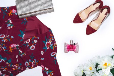 üstten şık Bayan aksesuarlar