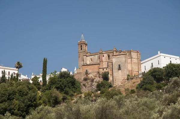 Vista panorámica sobre una colina del pueblo de Zufre en Huelva — Foto de Stock