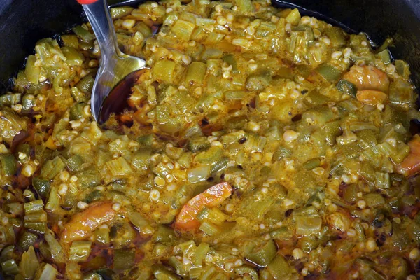 Caruru, traditional Afro-Brazilian dish made with okra and dried shrimp in a clay pot — Stock Image Caruru Traditional Afro Brazilian Dish Made Okra Dried Shrimp Clay Royalty Free Stock Images