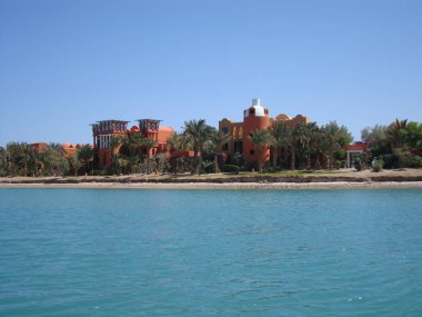 Güzel tropikal tatil köyü manzarası