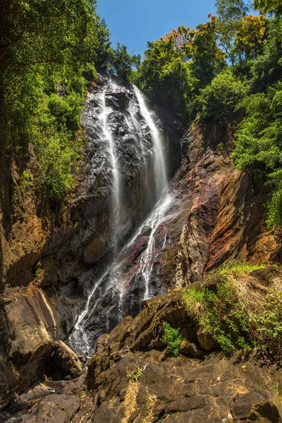 View Beautiful Mountains Green Trees Waterfall — Stock Photo, Image