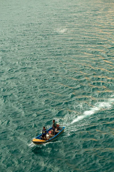 Fishermen Boat Sea — Stock Photo, Image