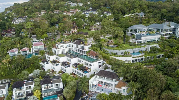 Vista Aérea Del Barrio Las Villas Con Mucha Vegetación Imagen De Stock