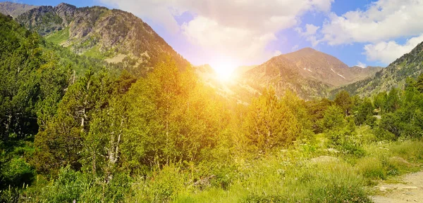 Prachtige Berglandschap Zonsopgang Hemel Pittoreske Prachtige Scène Brede Foto — Stockfoto